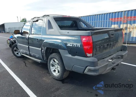 2004 Chevrolet Avalanche 1500 из США, поврежденный, VIN 3GNEC12T04G299072
